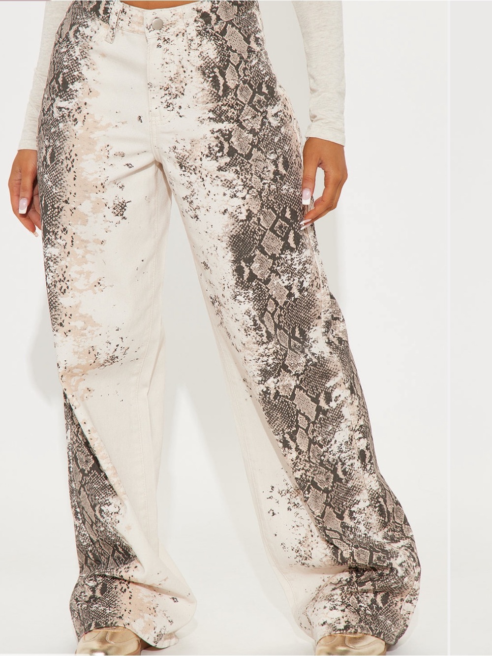 Fashion Nova Snake Print Wide Leg Pants in Cream and Gray
